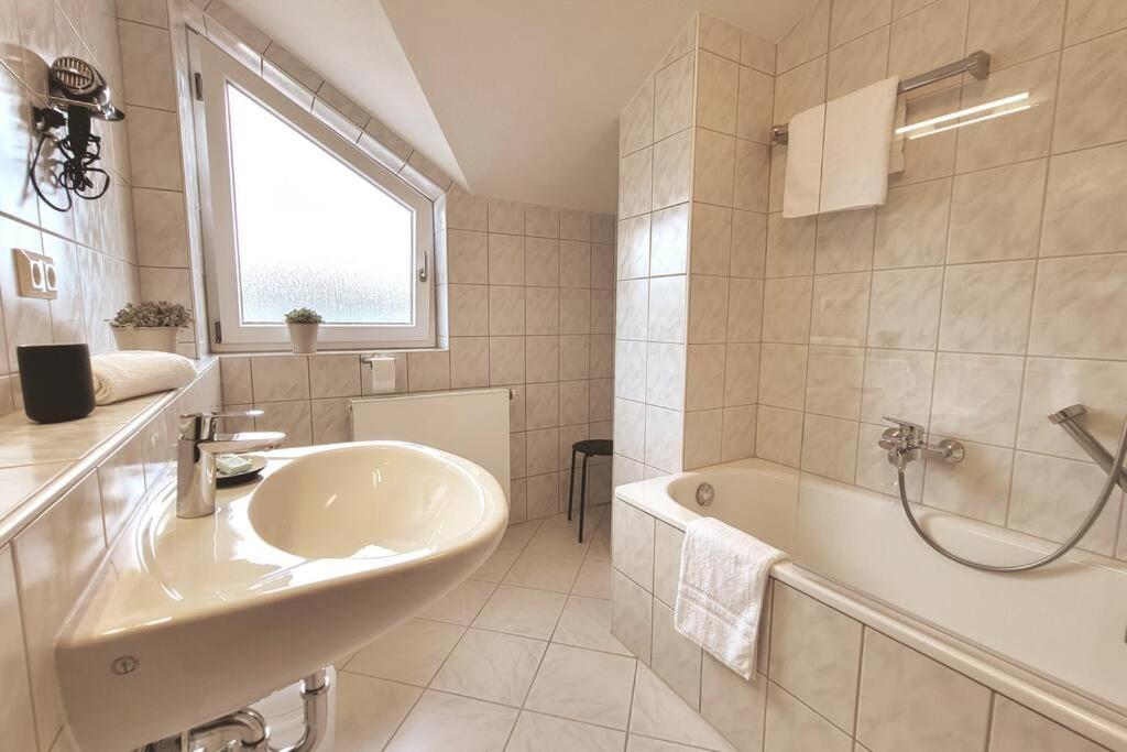 Ferienwohnung Merkurblick Гернсбах Екстериор снимка