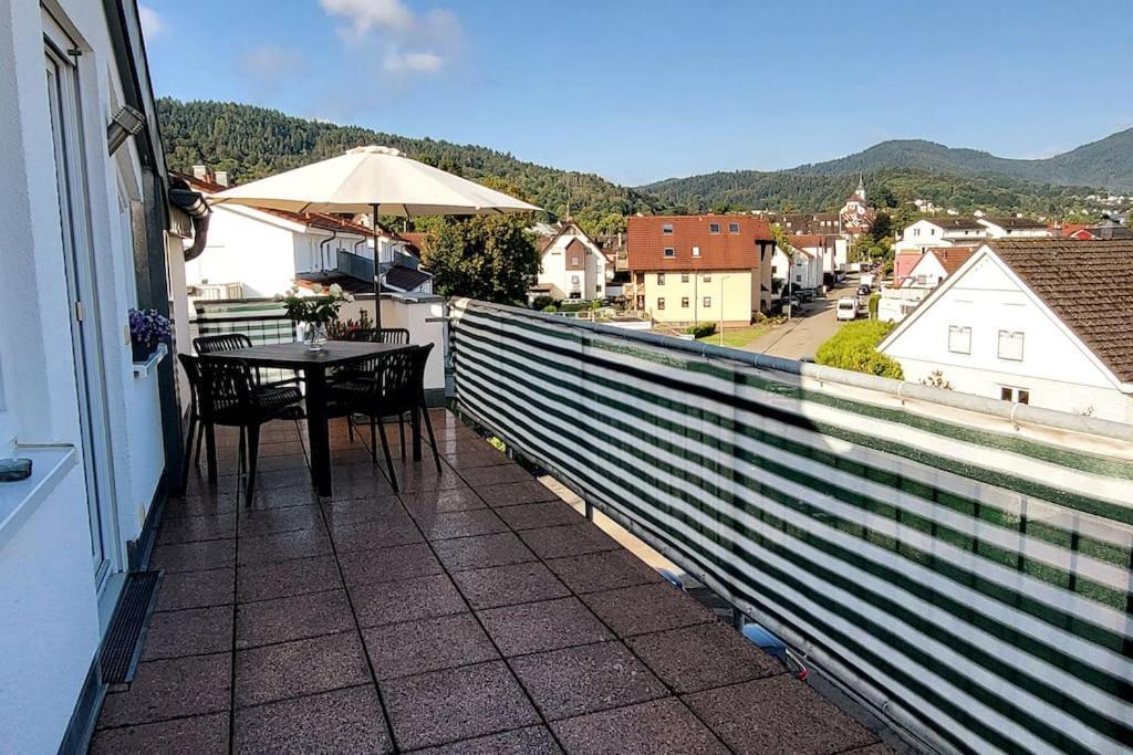 Ferienwohnung Merkurblick Гернсбах Екстериор снимка